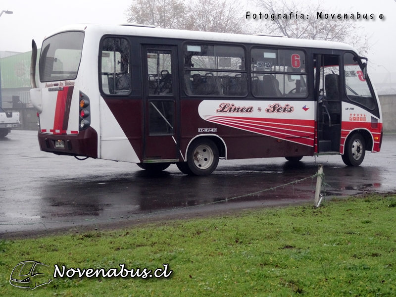 Neobus Thunder + / Mercedes-Benz LO-712 / Línea 6 Temuco