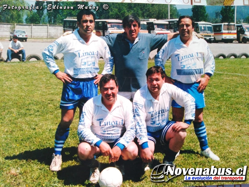 Equipo Fútbol  Línea 1 Temuco (Feliz día del trabajador les desea novenabus)