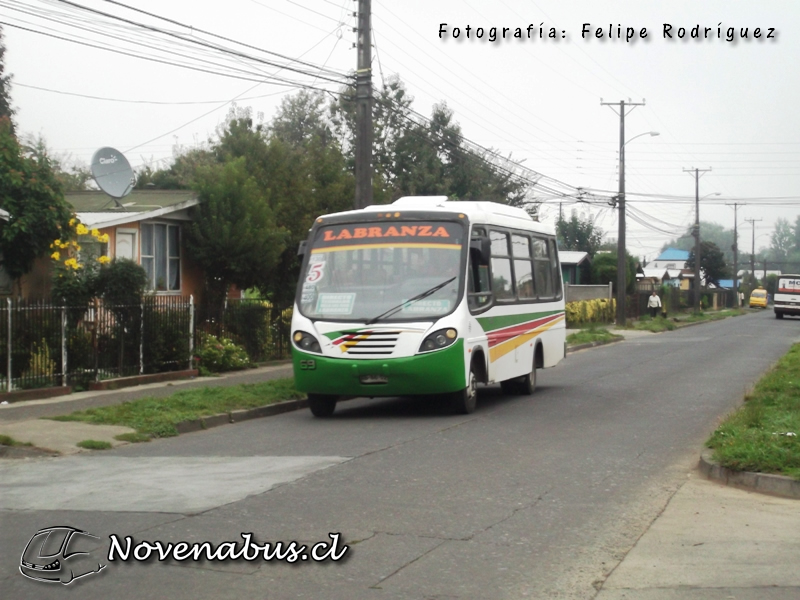 Caricar Premium/ Mercedes Benz LO-915/ Línea 5 Temuco