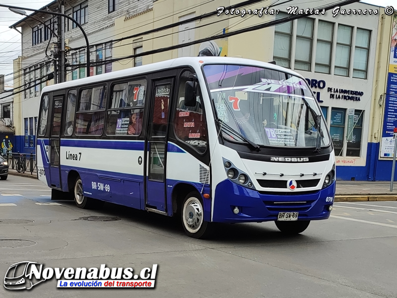 Neobus Thunder + / Mercedes-Benz LO-915 / Línea 7 Temuco