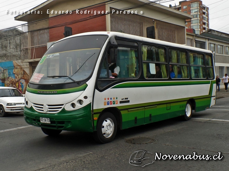 Neobus Thunder + / Mercedes Benz LO915 AT / Línea 8 Temuco