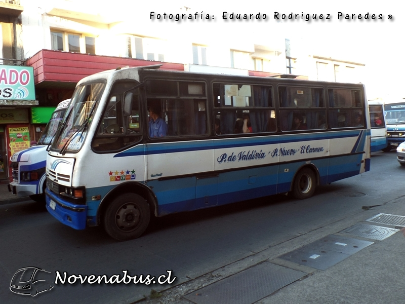 Caio Carolina / Mercedes-Benz  LO814 / Línea 9 Temuco