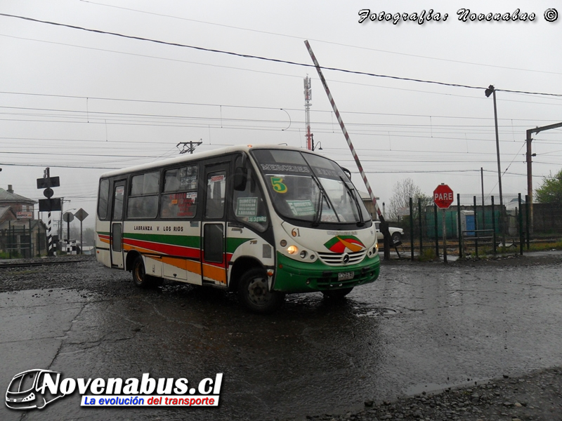 Neobus Thunder + / Mercedes-Benz LO-712 / Línea 5 Temuco