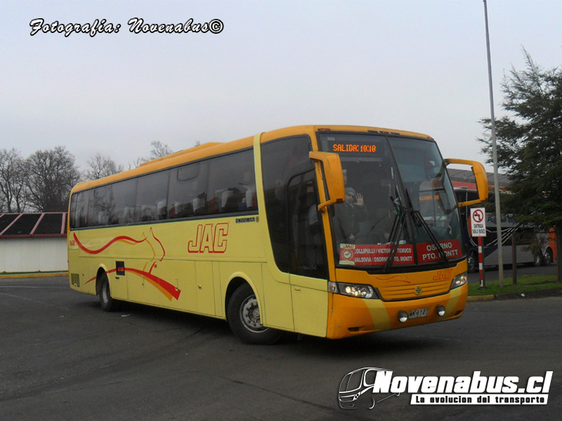 Busscar Vissta Buss LO / Mercedes Benz O-500R/ Buses Jac