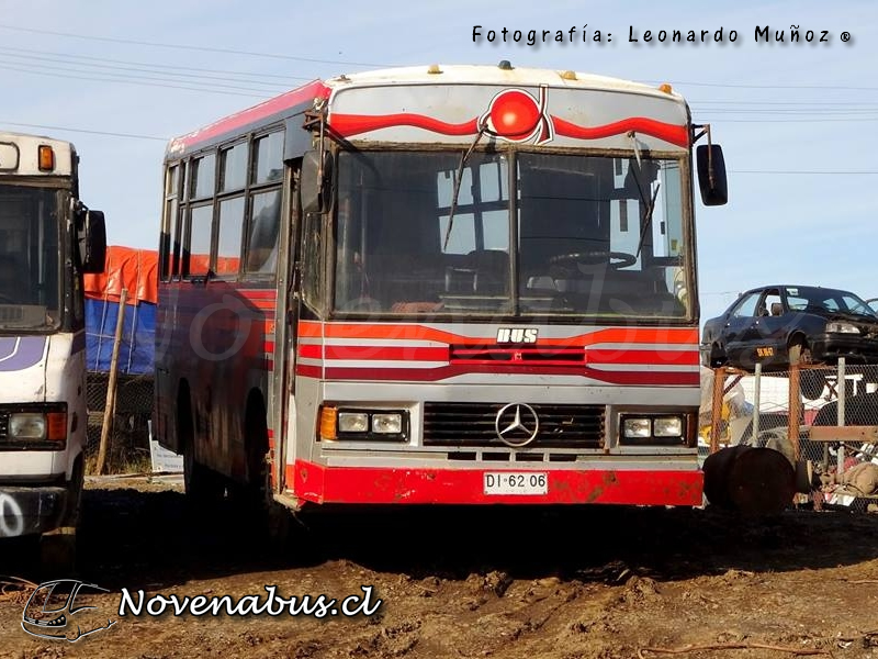 Bus Tango / Mercedes-Benz OF-1214 / Rural Carahue