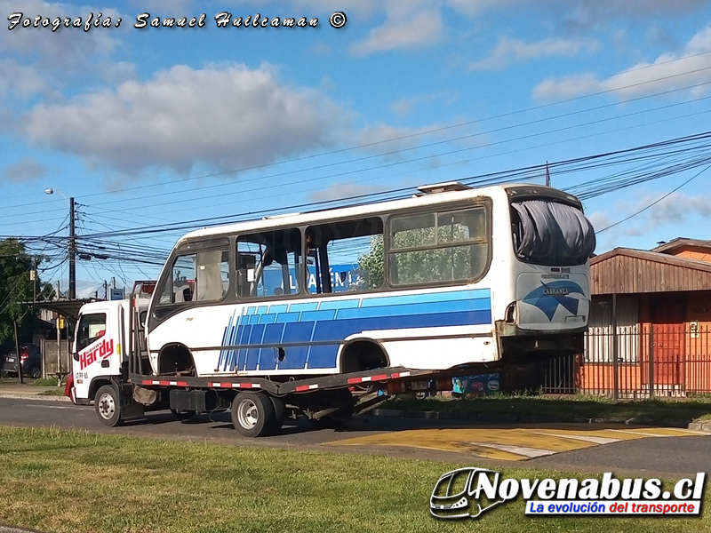 Neobus Thunder + / Mercedes-Benz LO-712 / Línea 2 Temuco